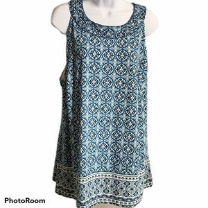 White House Black Market Embellished Top 2X